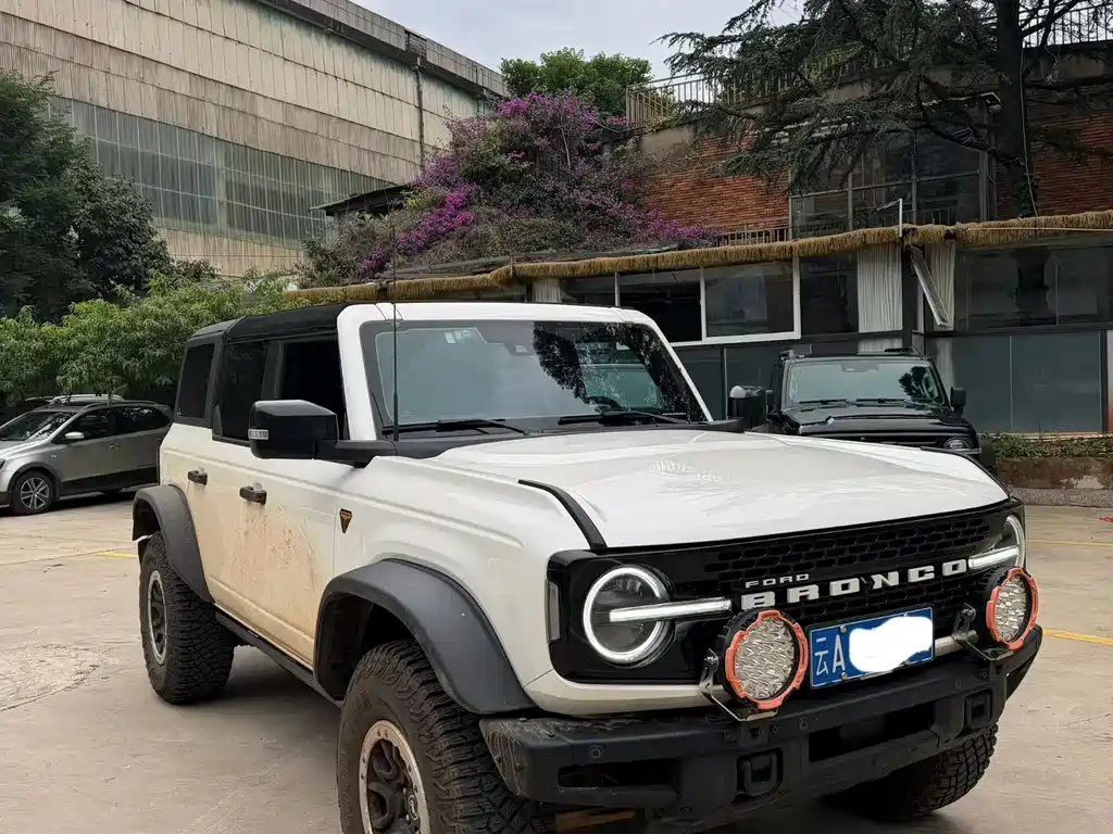 Ford Bronco 2025