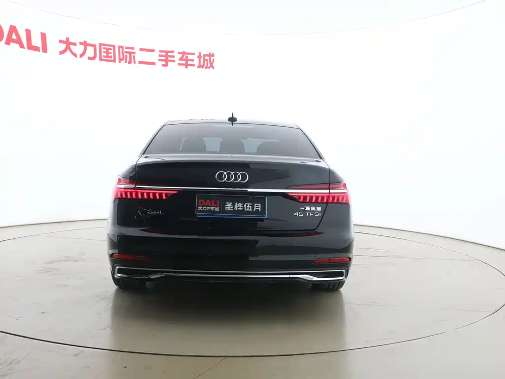 Audi A6L 2023 — фото 13