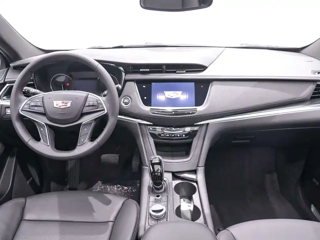 Cadillac XT5 2020 — фото 14
