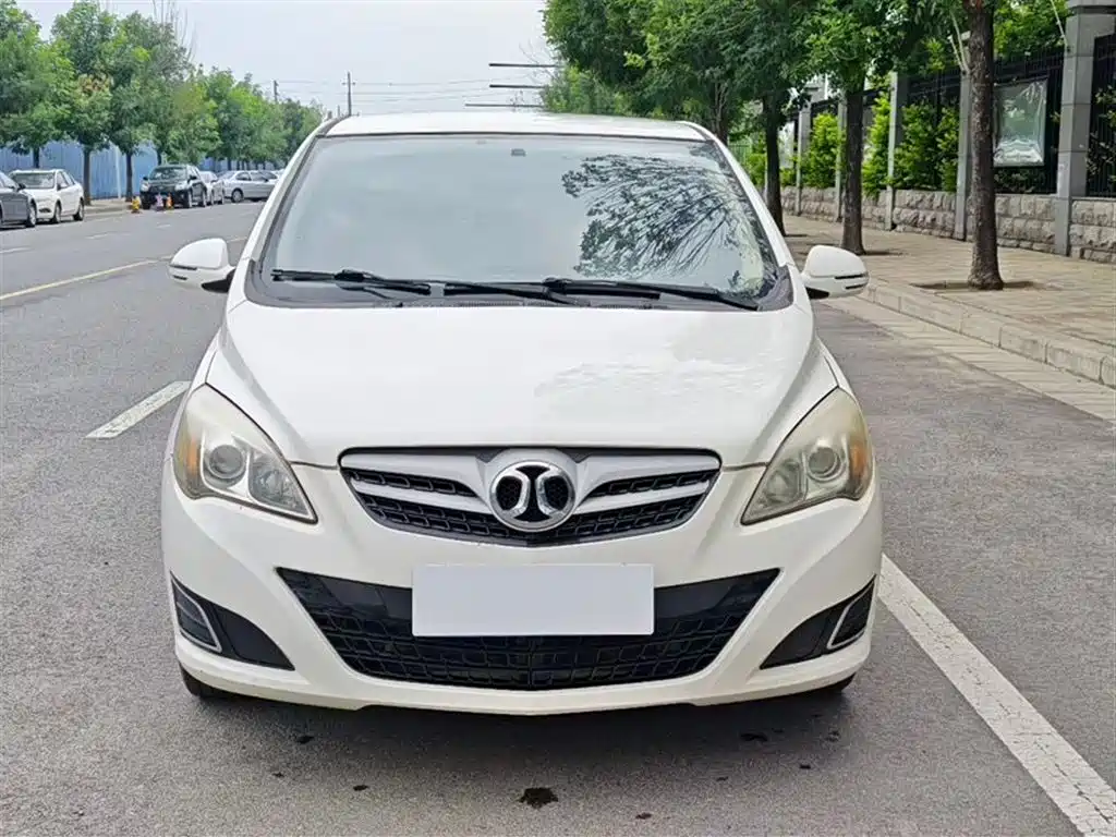 BAIC E-Series 2014