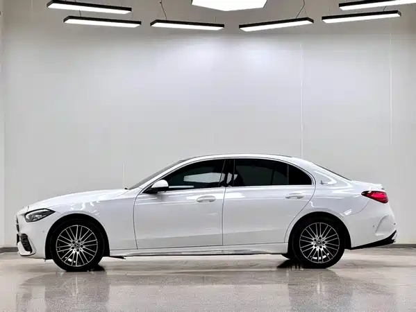 Mercedes-Benz C-Class 2023