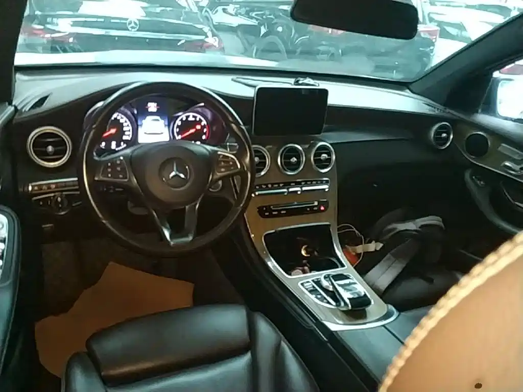 Mercedes-Benz GLC Coupe 2018 — фото 10