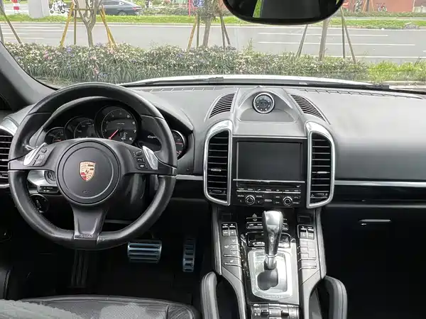 Porsche Cayenne 2013