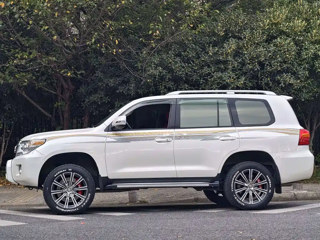 Toyota Land Cruiser 2015