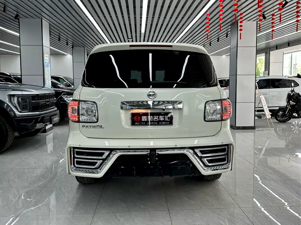 Nissan Patrol 2018 — фото 12