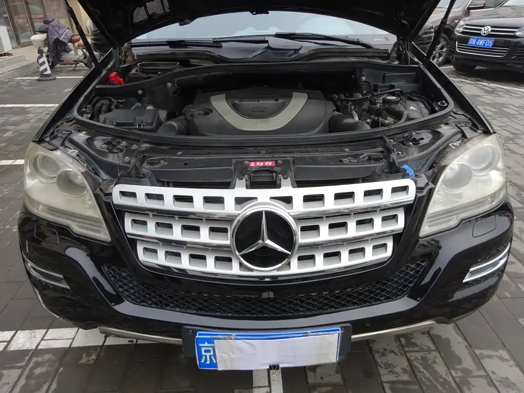 Mercedes-Benz M-Class 2012 — фото 13