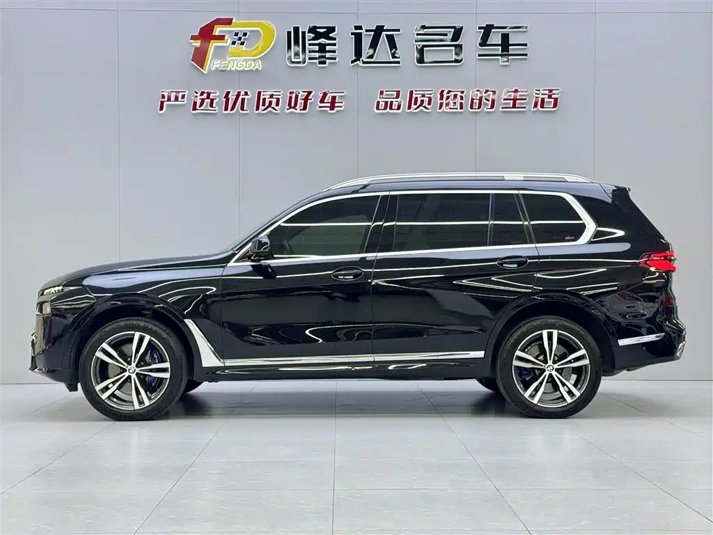 BMW X7 2023 — фото 4