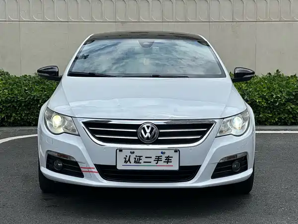 Volkswagen CC 2011