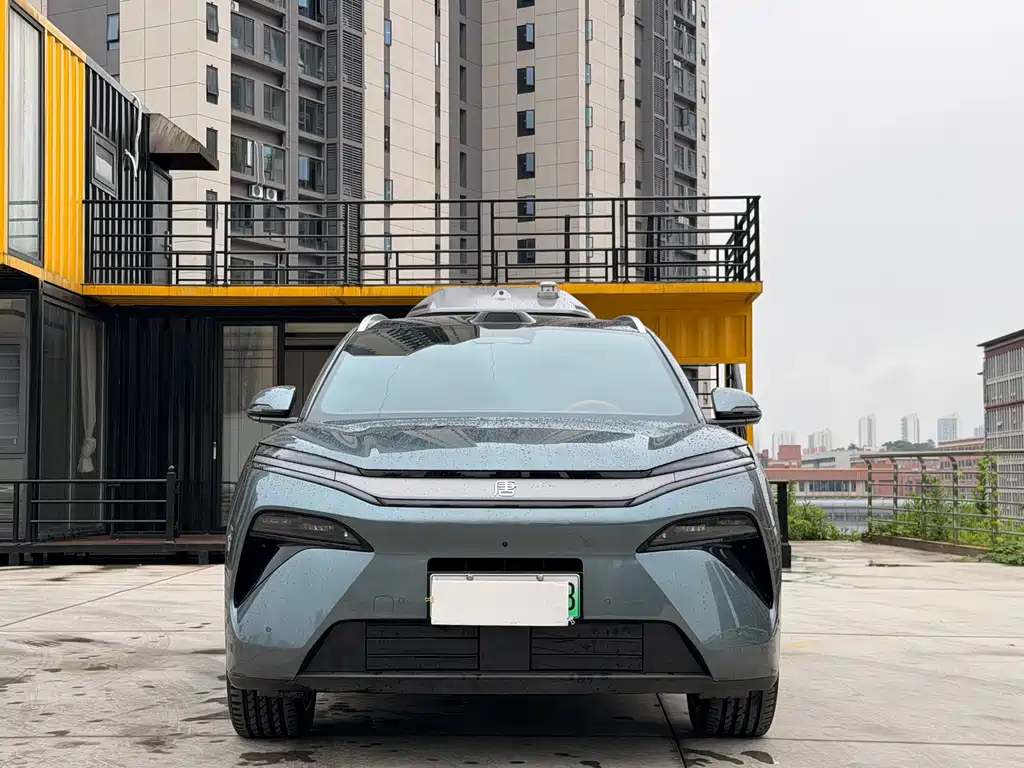 BYD Tang L 2025