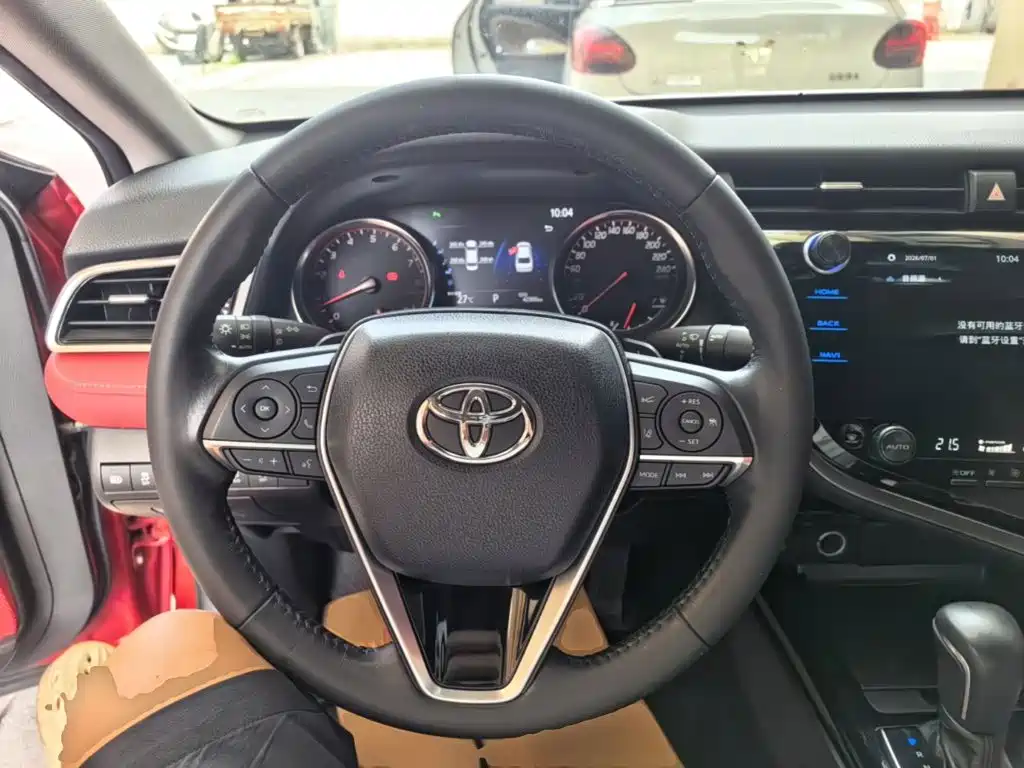 Toyota Camry 2019 — фото 11