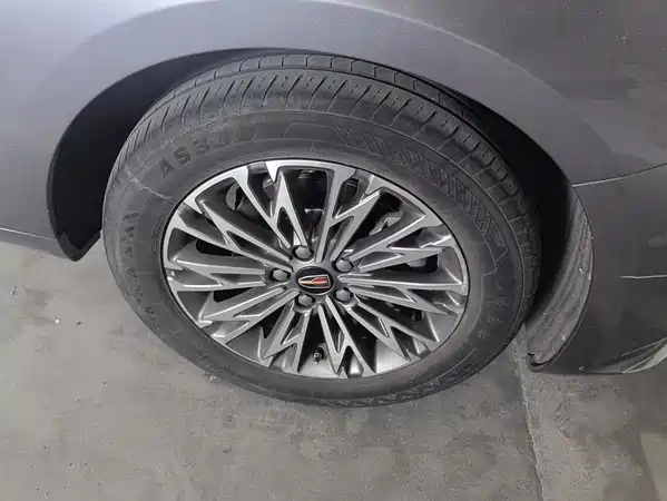 Hongqi H5 2022