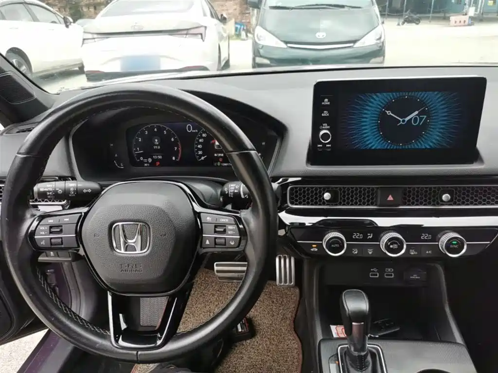 Honda Civic 2023 — фото 10