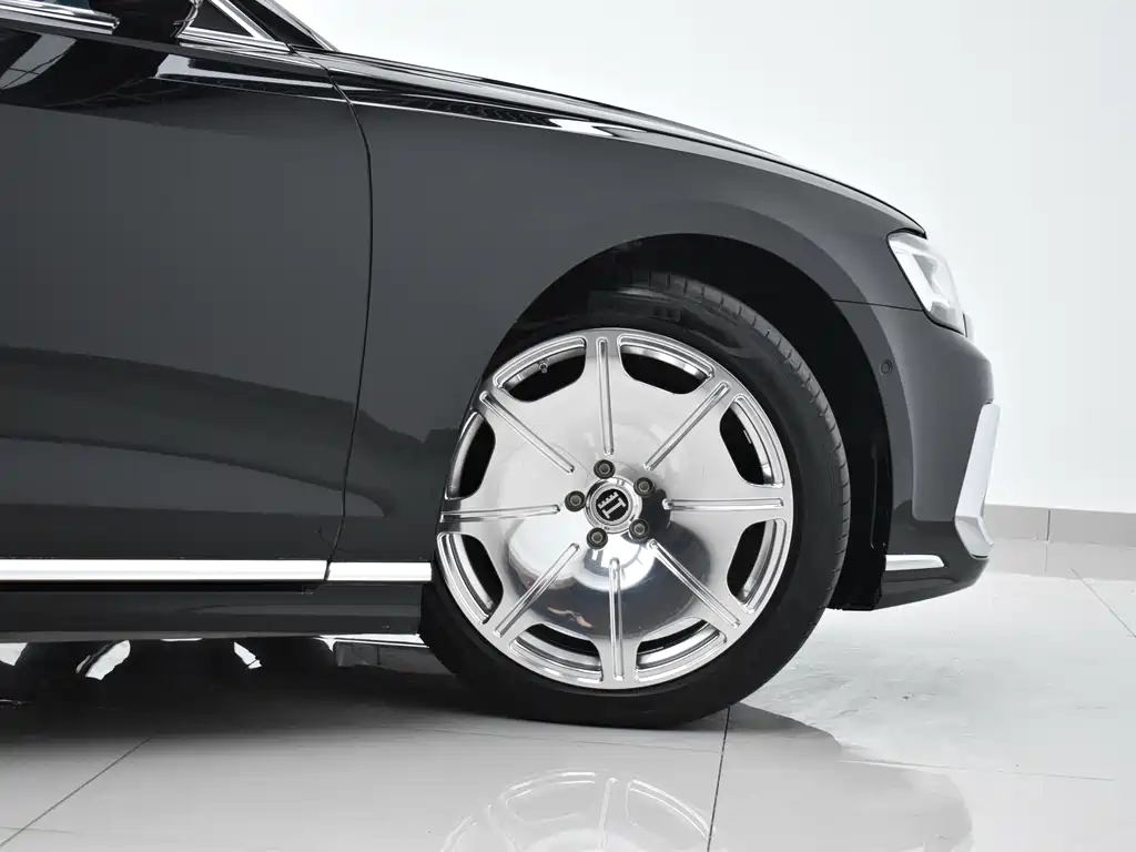 Audi A8 2024