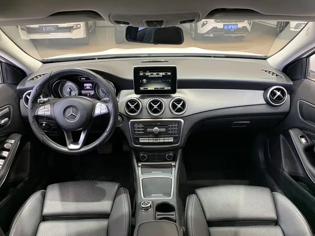 Mercedes-Benz GLA 2017 — фото 10
