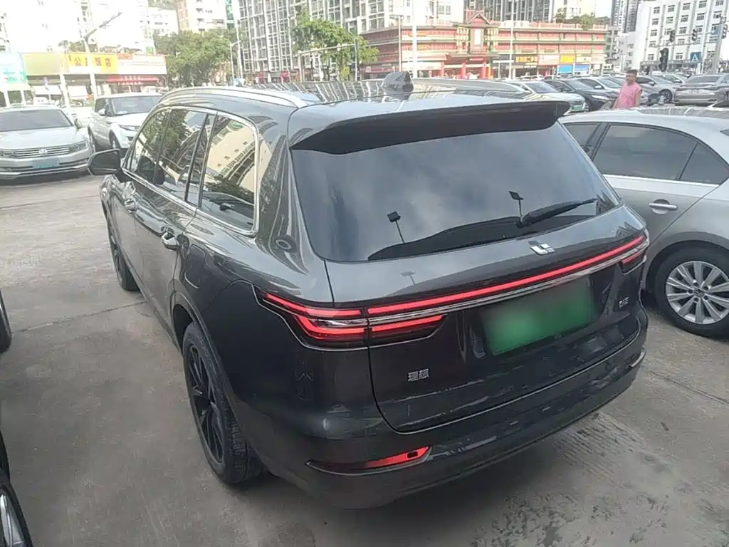 Li Auto ONE 2021 — фото 5