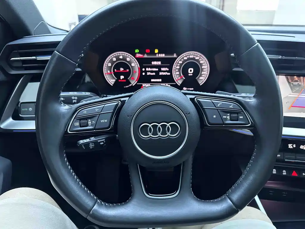 Audi A3 2021 — фото 10