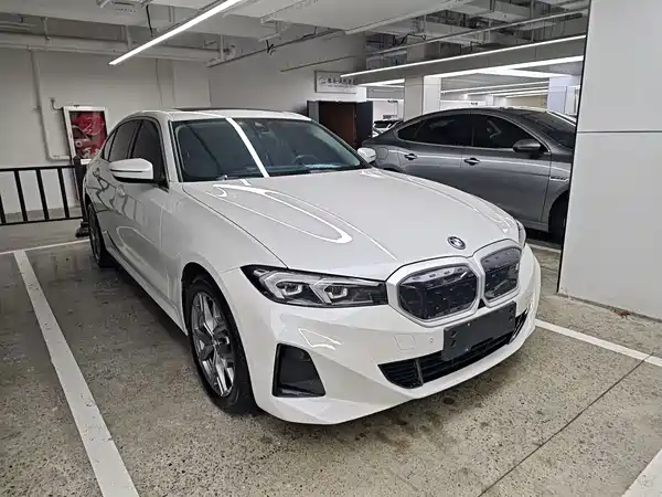 BMW i3 2023