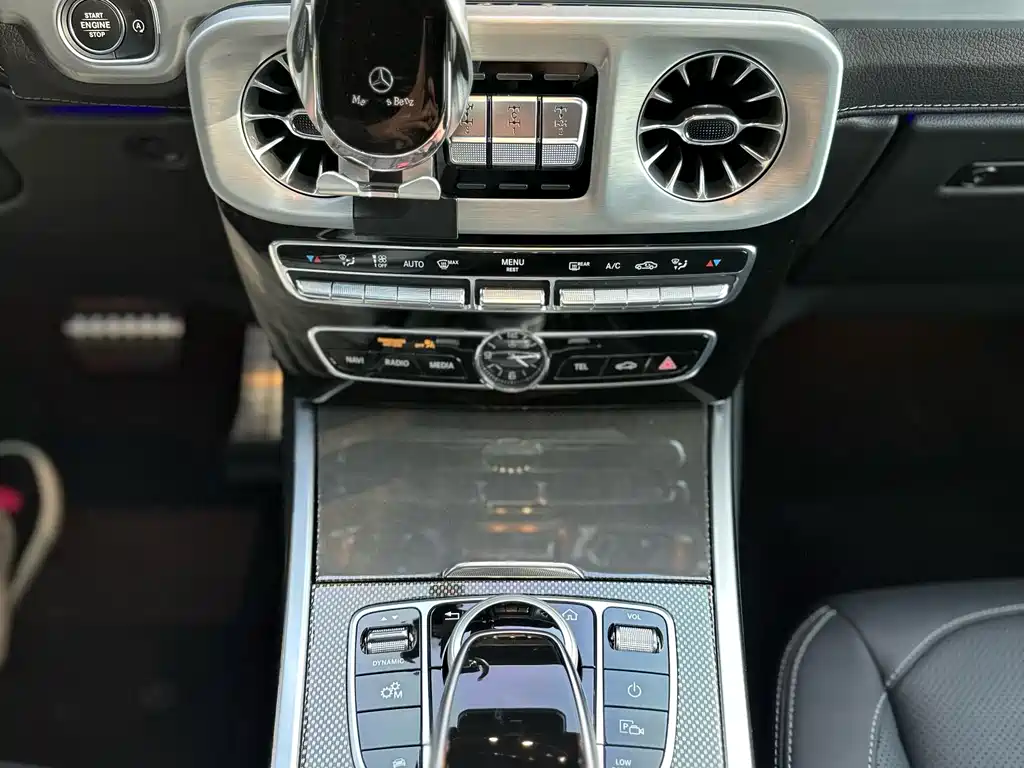 Mercedes-Benz G-Class 2023 — фото 15