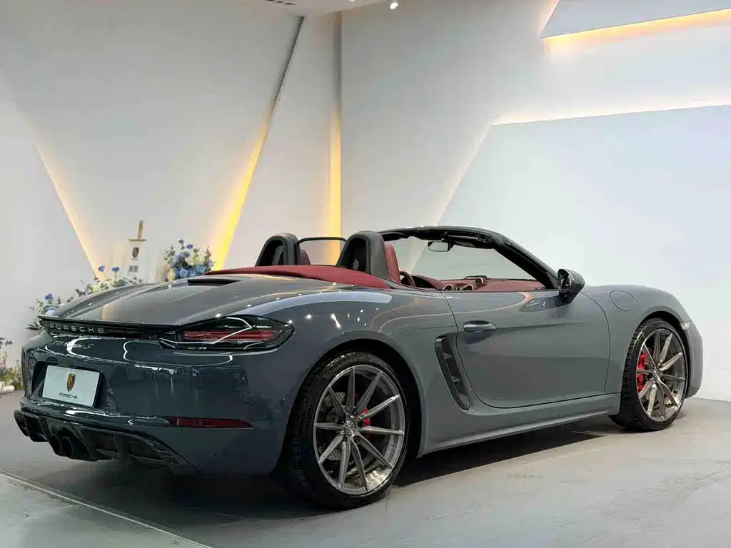Porsche 718 2016 — фото 11