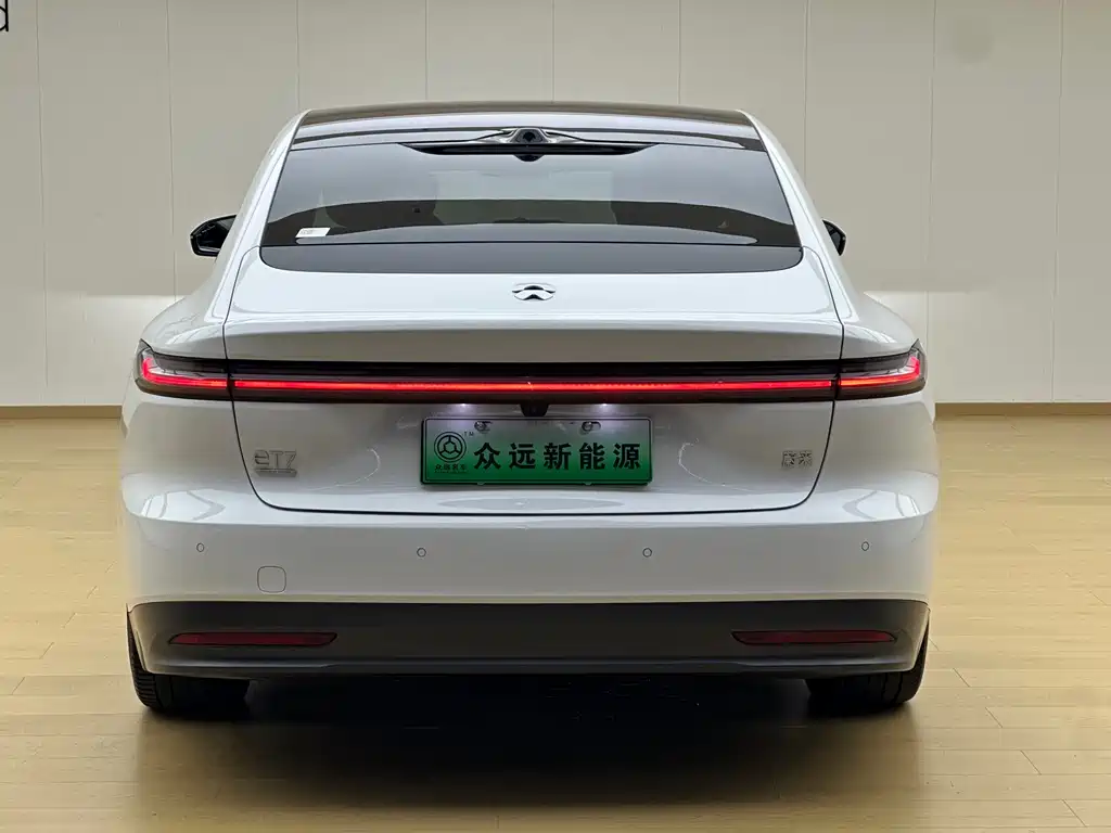 NIO ET7 2024