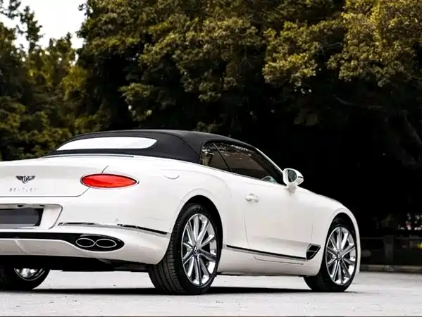 Bentley Continental 2021