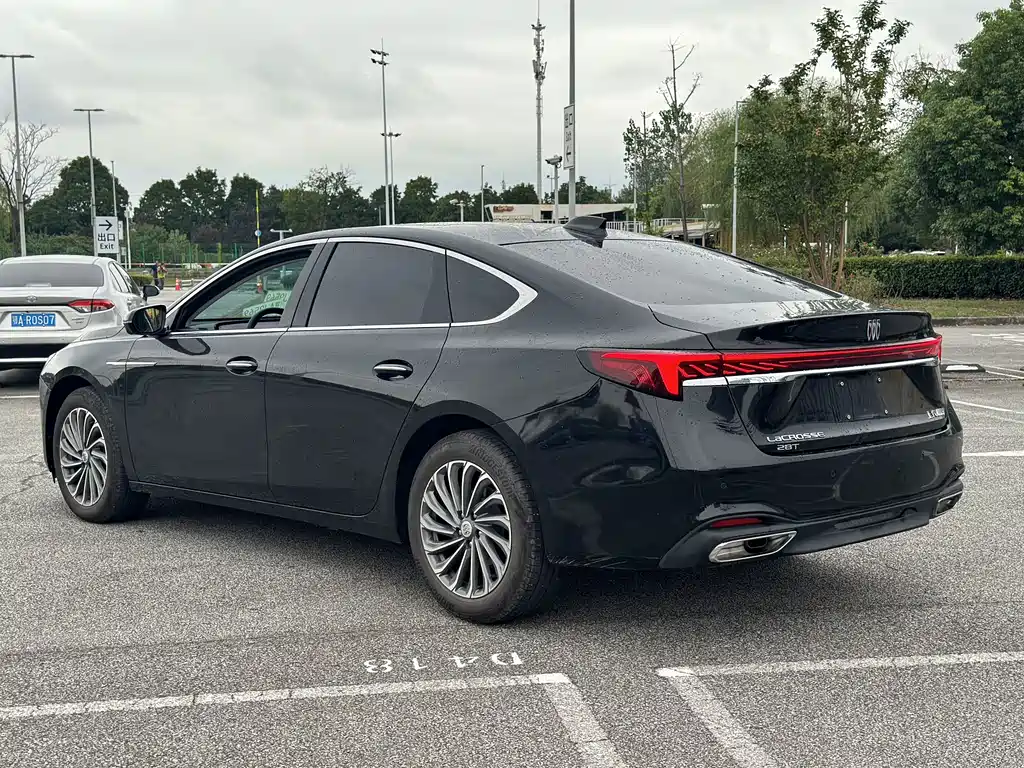 Buick LaCrosse 2026 — фото 13