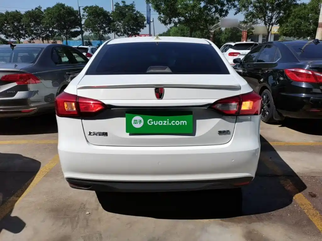 Roewe 360 2016