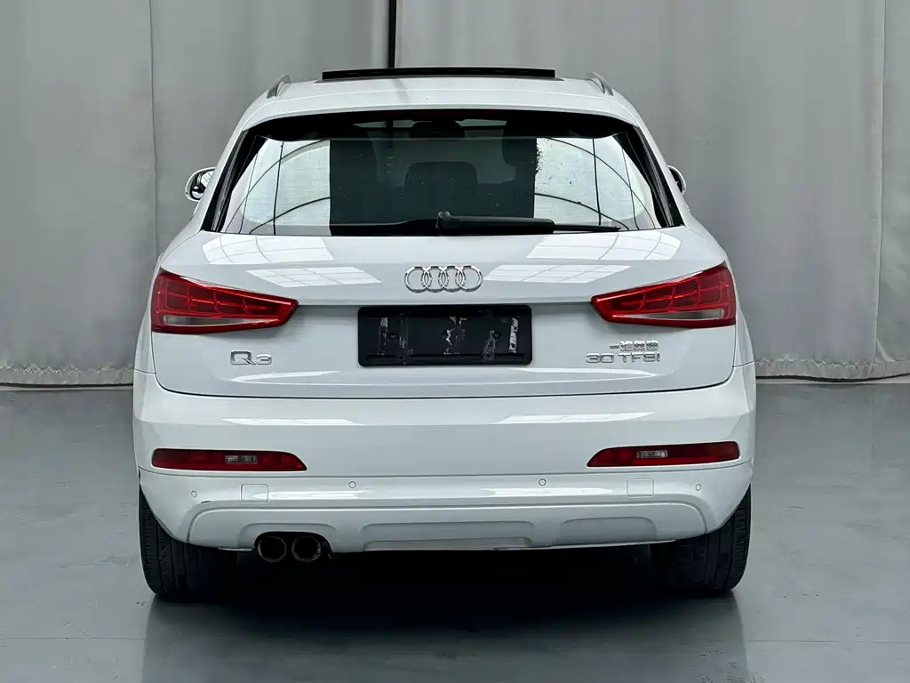 Audi Q3 2016 — фото 8