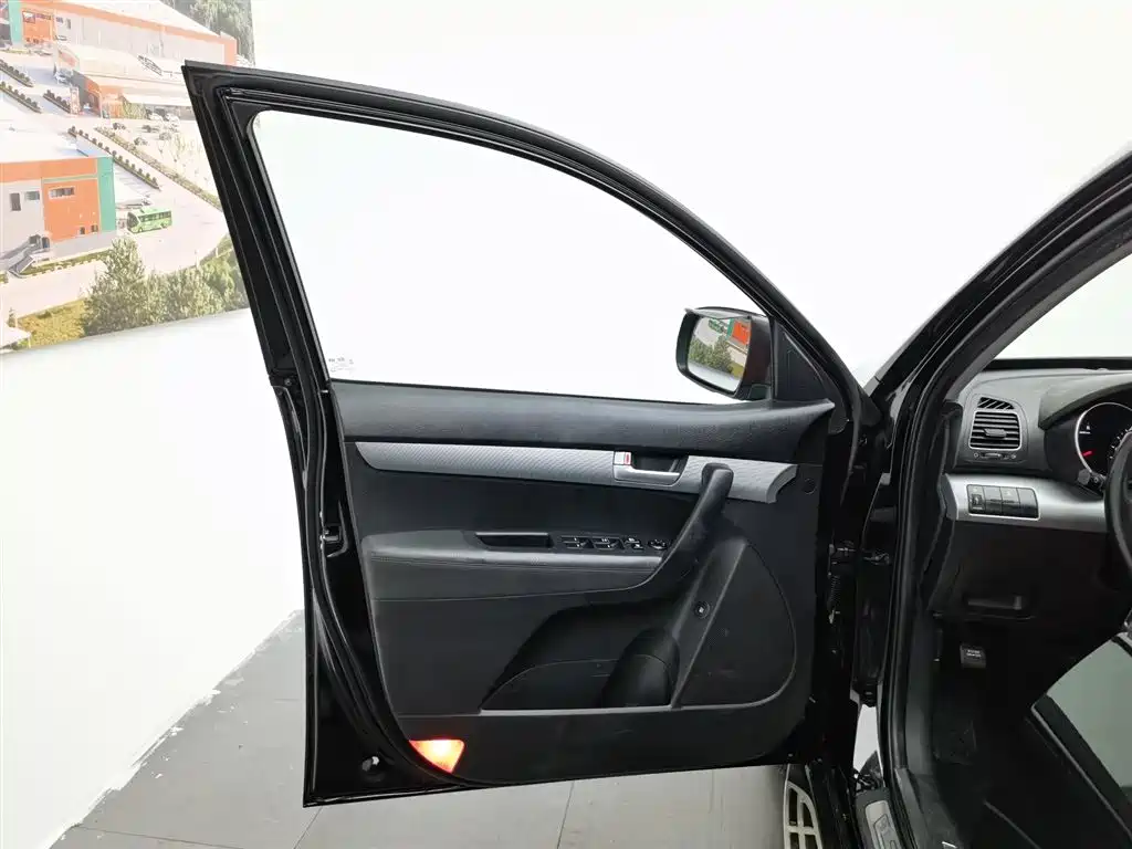 Kia Sorento 2015 — фото 8