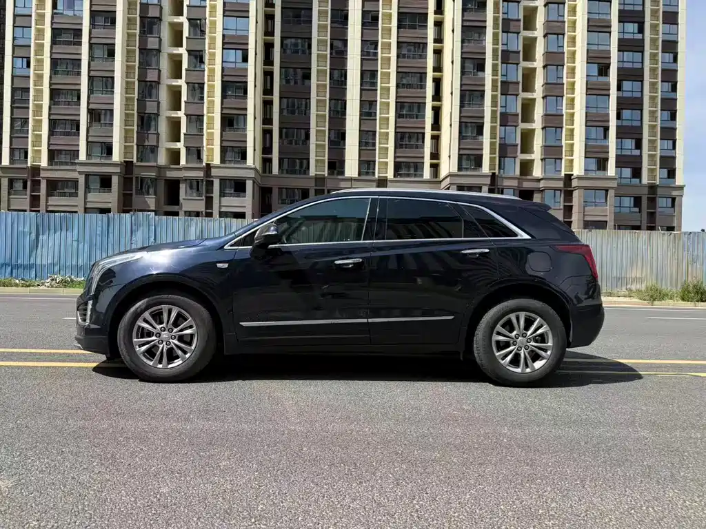 Cadillac XT5 2022 — фото 4