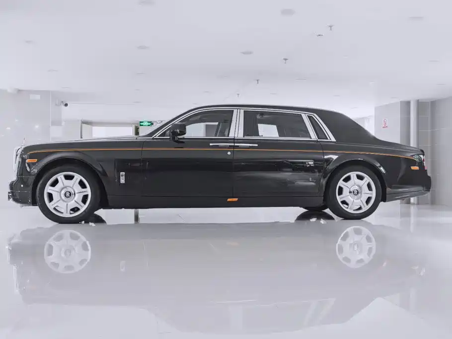 Rolls-Royce Phantom 2013 — фото 3