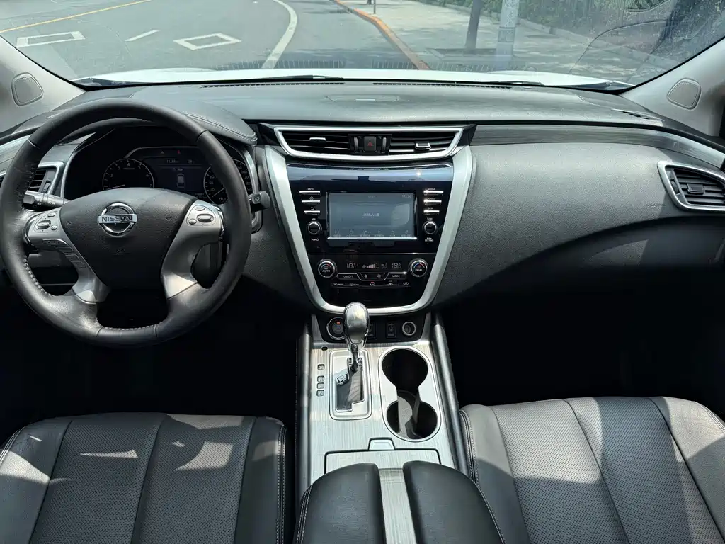 Nissan Murano 2018 — фото 8