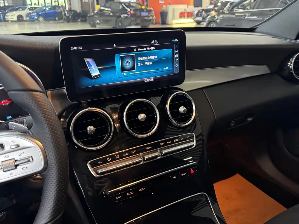 Mercedes-Benz C-Class 2019 — фото 43