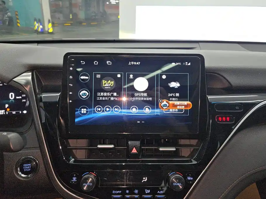 Toyota Camry 2022 — фото 13
