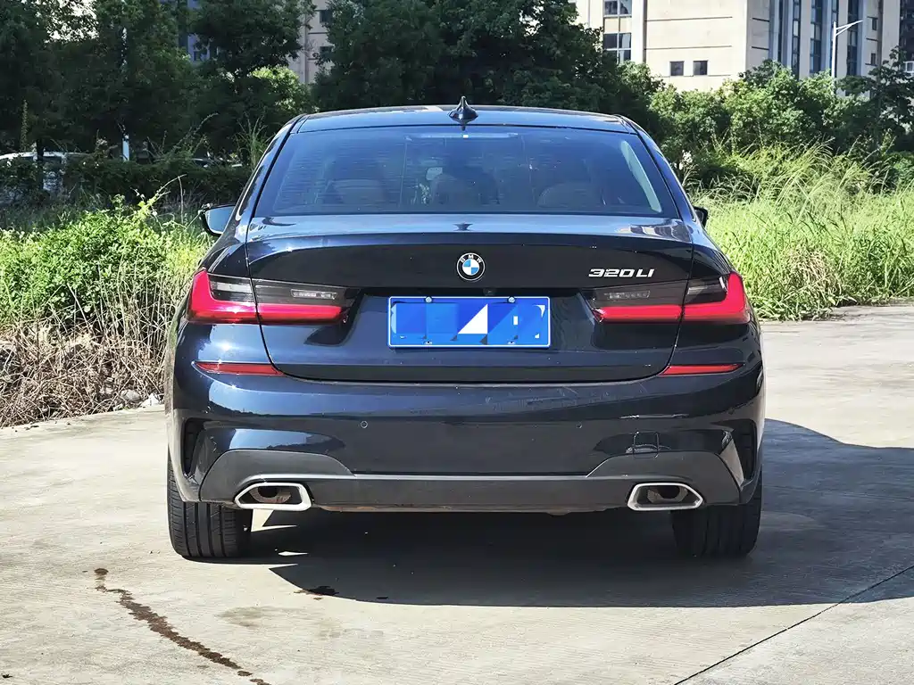 BMW 3 Series 2021