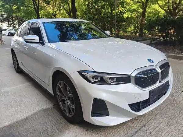 BMW i3 2022