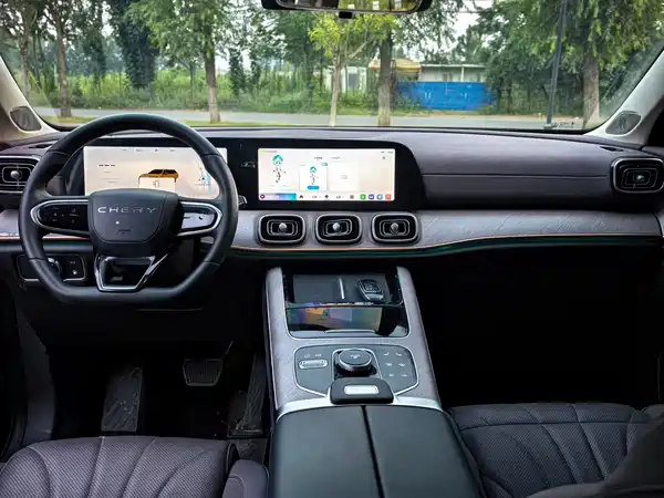 Chery Tiggo 9 C-DM 2025