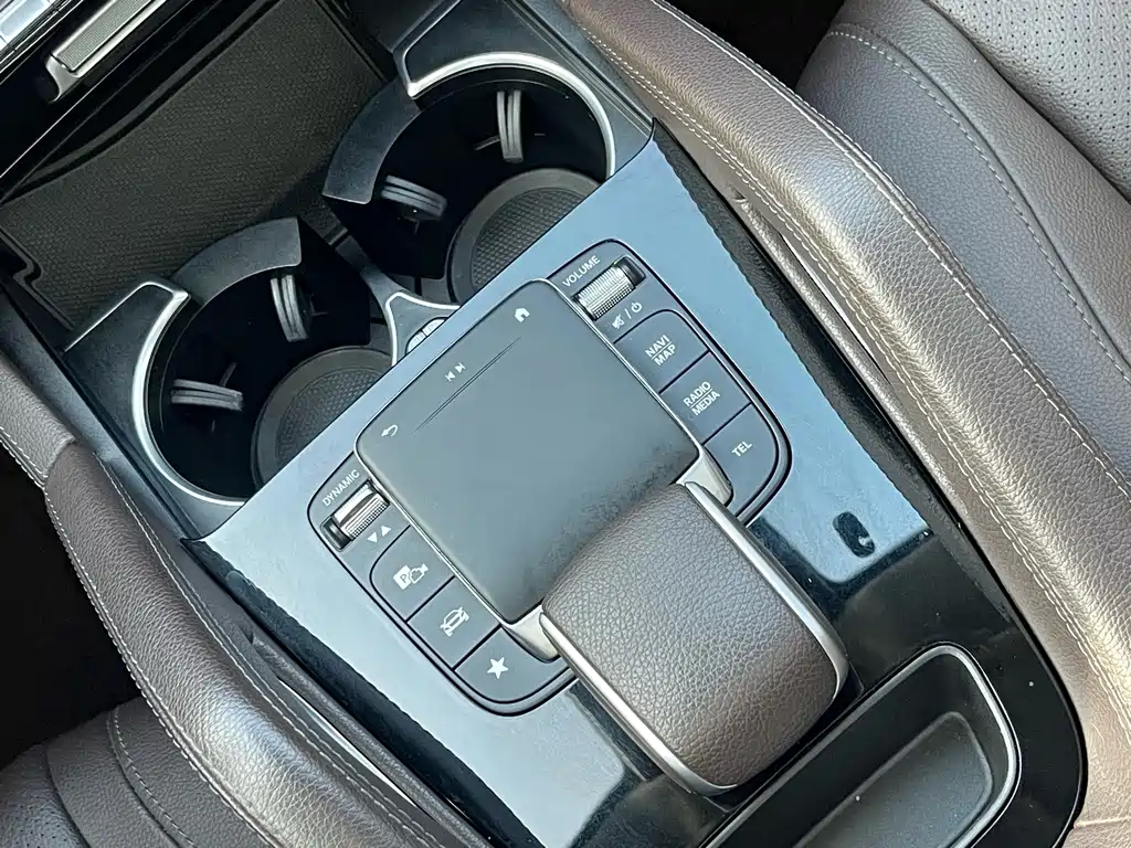 Mercedes-Benz GLE 2022 — фото 24