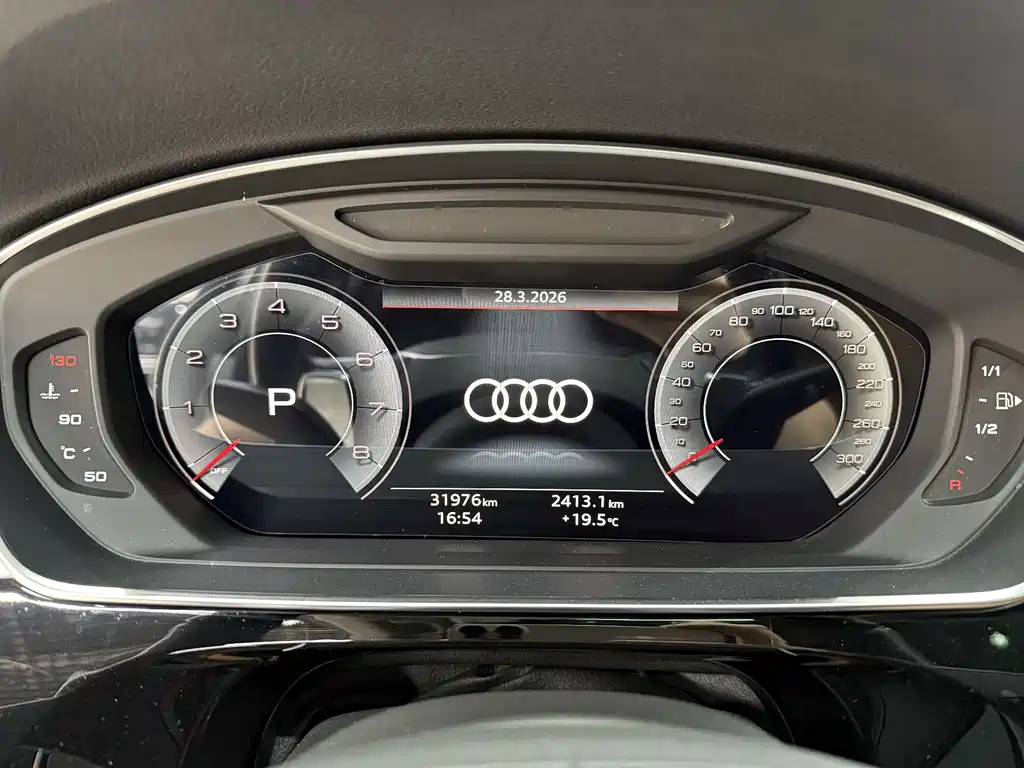 Audi A8 2024 — фото 15