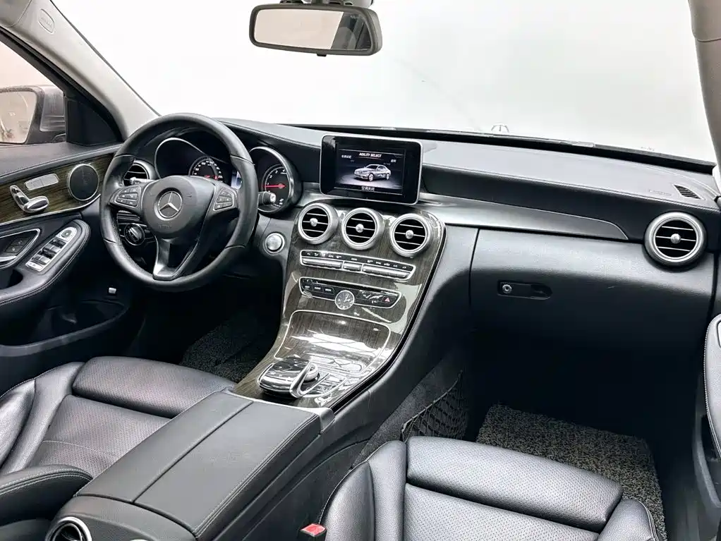 Mercedes-Benz C-Class 2015 — фото 12