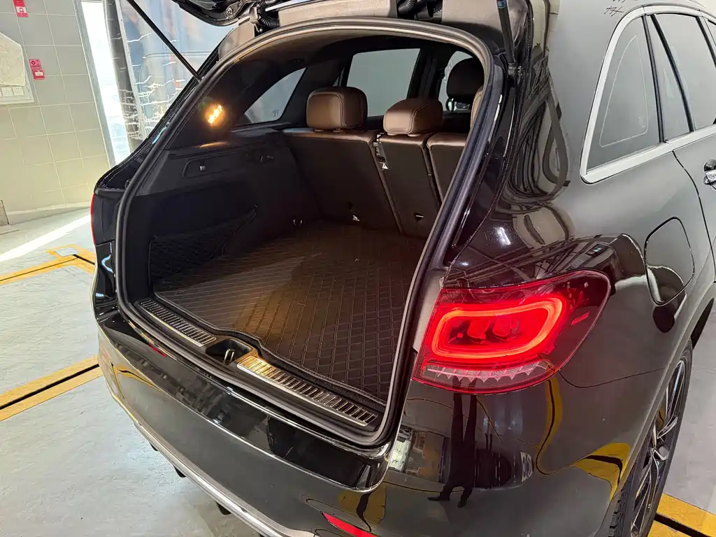 Mercedes-Benz GLC 2023 — фото 12