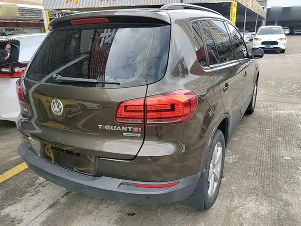 Volkswagen Tiguan 2014