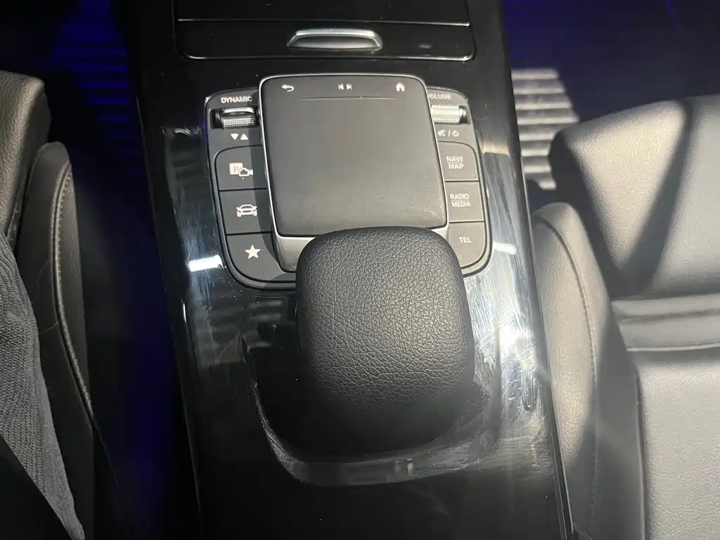 Mercedes-Benz A-Class 2022 — фото 11