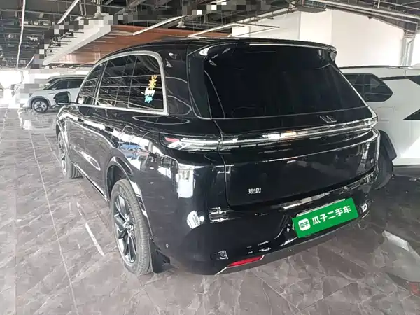 Li Auto L8 2024