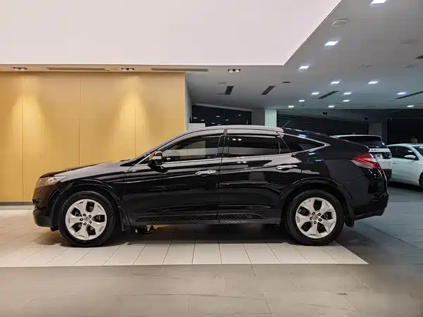 Honda Crosstour 2011