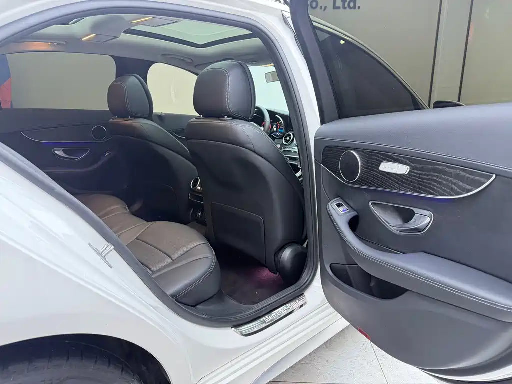 Mercedes-Benz C-Class 2022 — фото 20