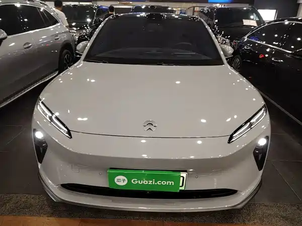 NIO ET5T 2024