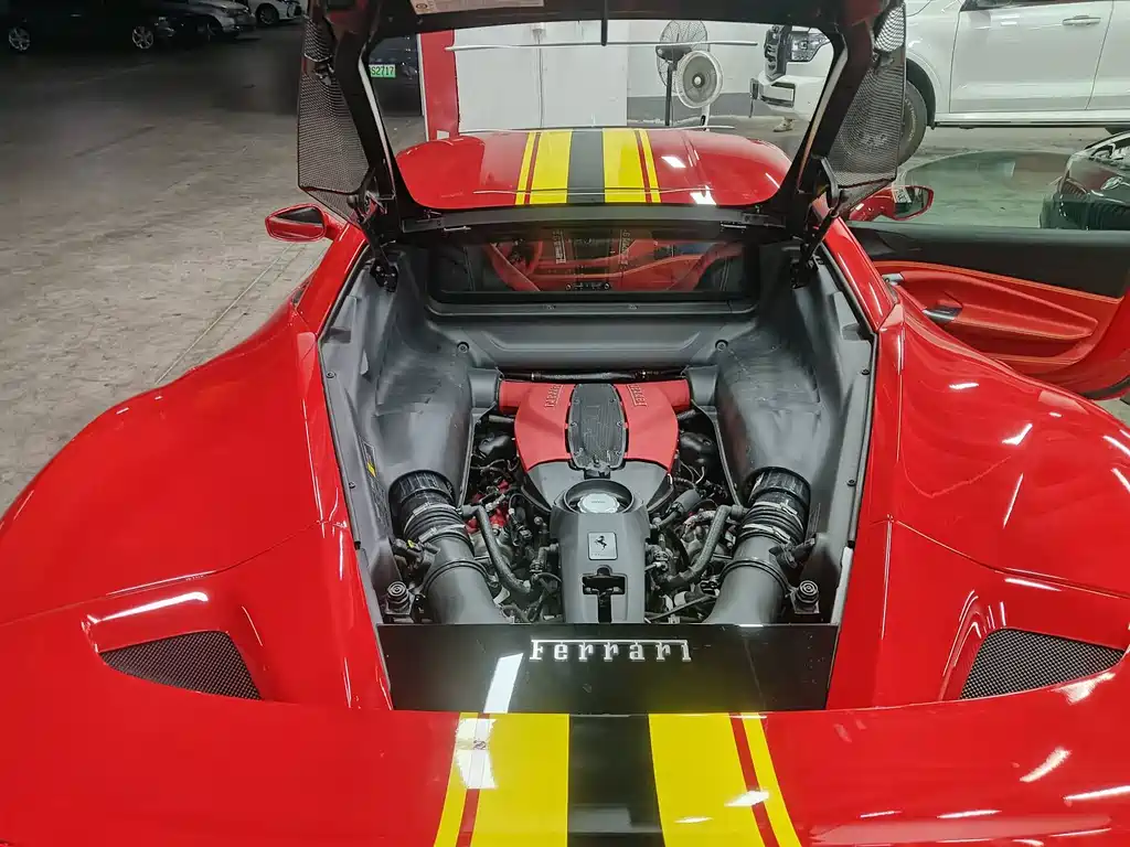 Ferrari F8 2022 — фото 9