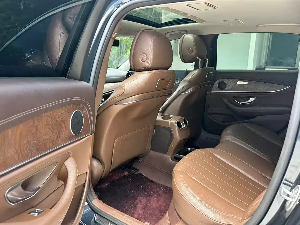 Mercedes-Benz E-Class 2016