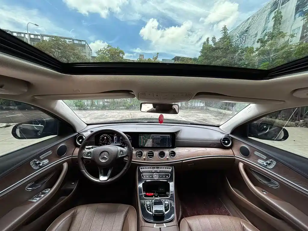 Mercedes-Benz E-Class 2016